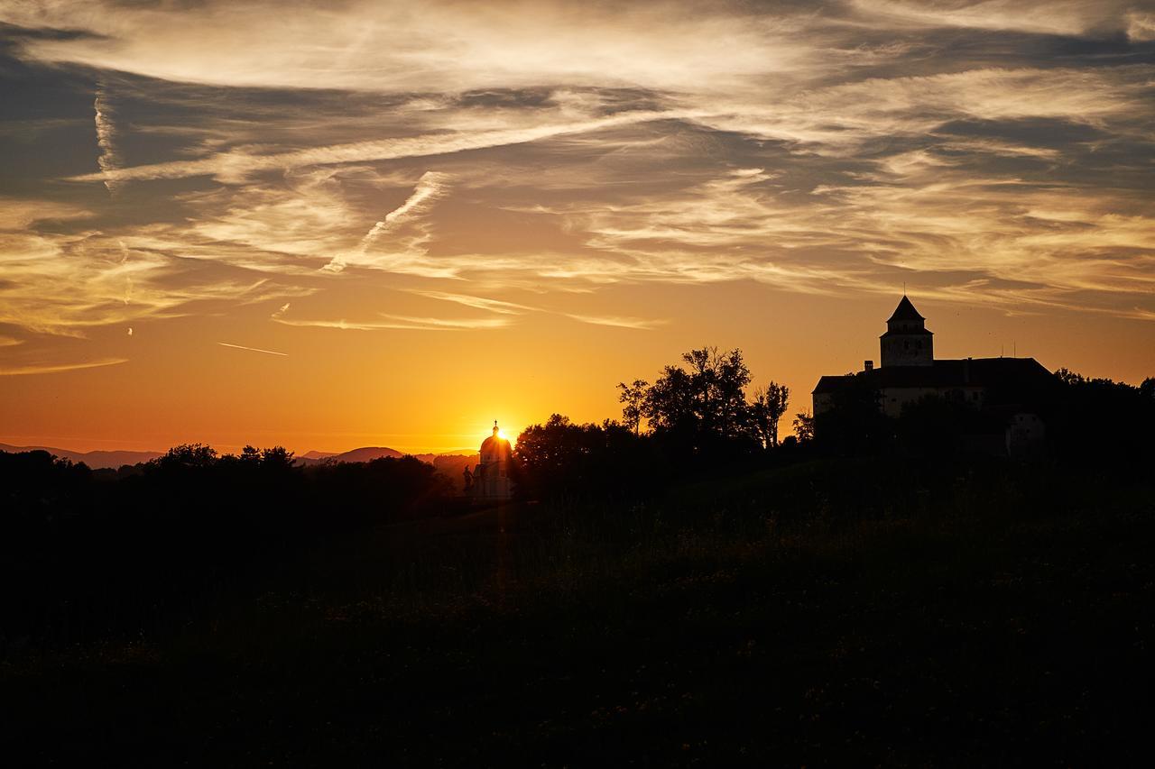 Loisium Wine & Spa Hotel Suedsteiermark Ehrenhausen Exteriör bild